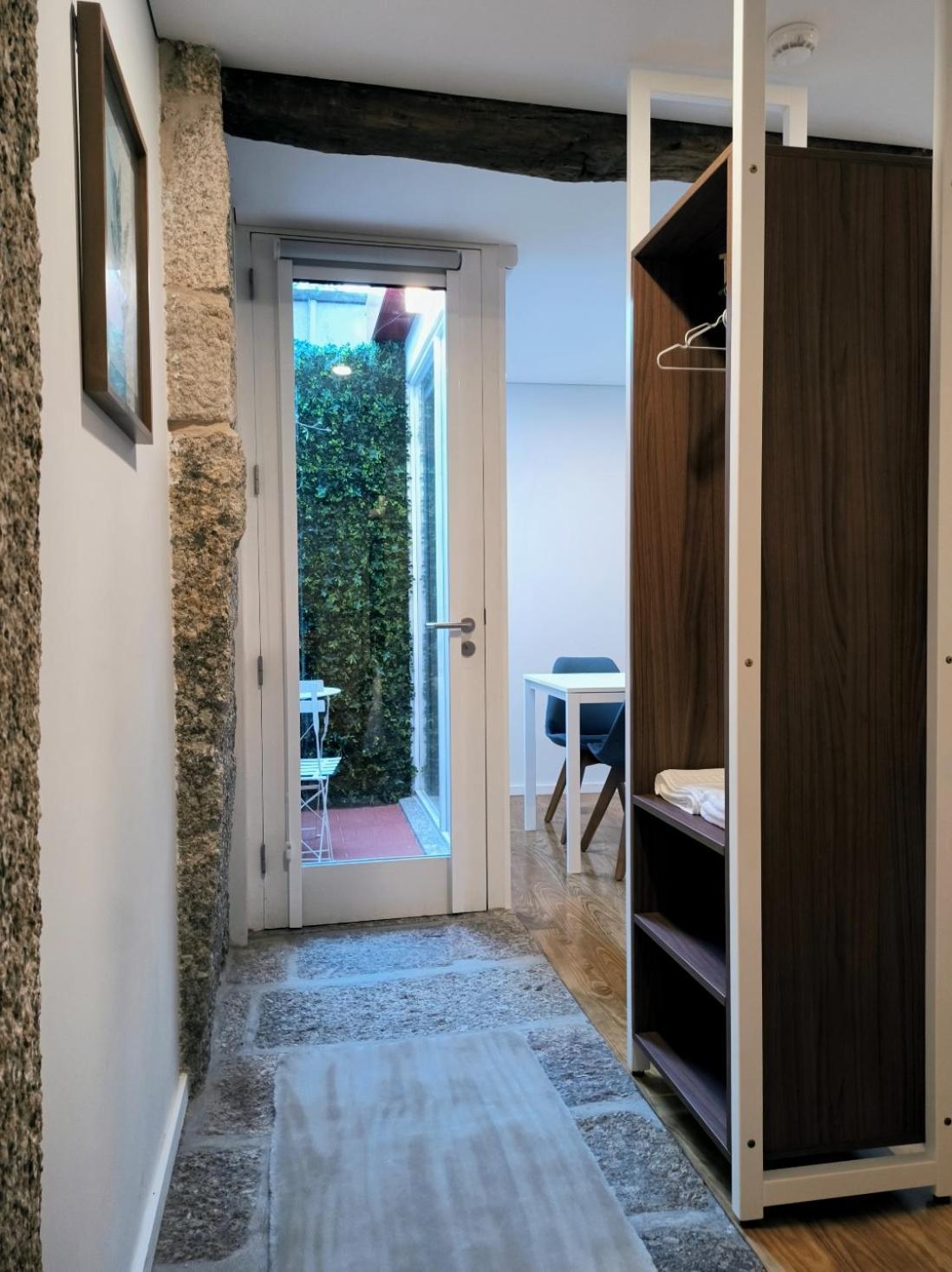Domi Suites & Studios Guimarães Exteriör bild